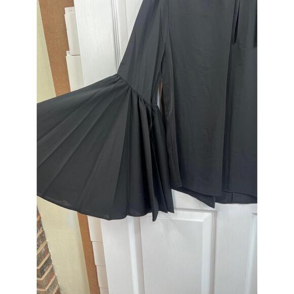 T Tahari Blouse Womens Size M Black Mock Neck Keyhole Large Bell Sleeve Chic - Picture 4 of 14